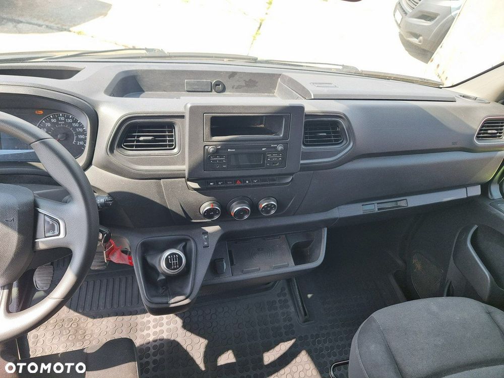 Renault Master - 15
