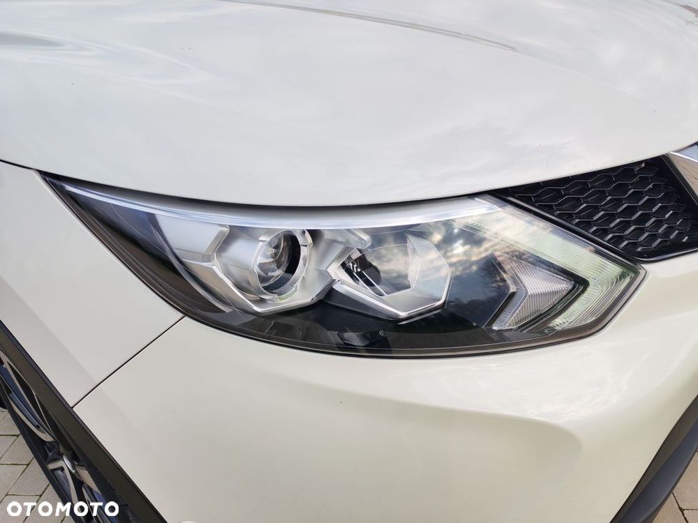 Nissan Qashqai 1.5 dCi DPF 360 - 10