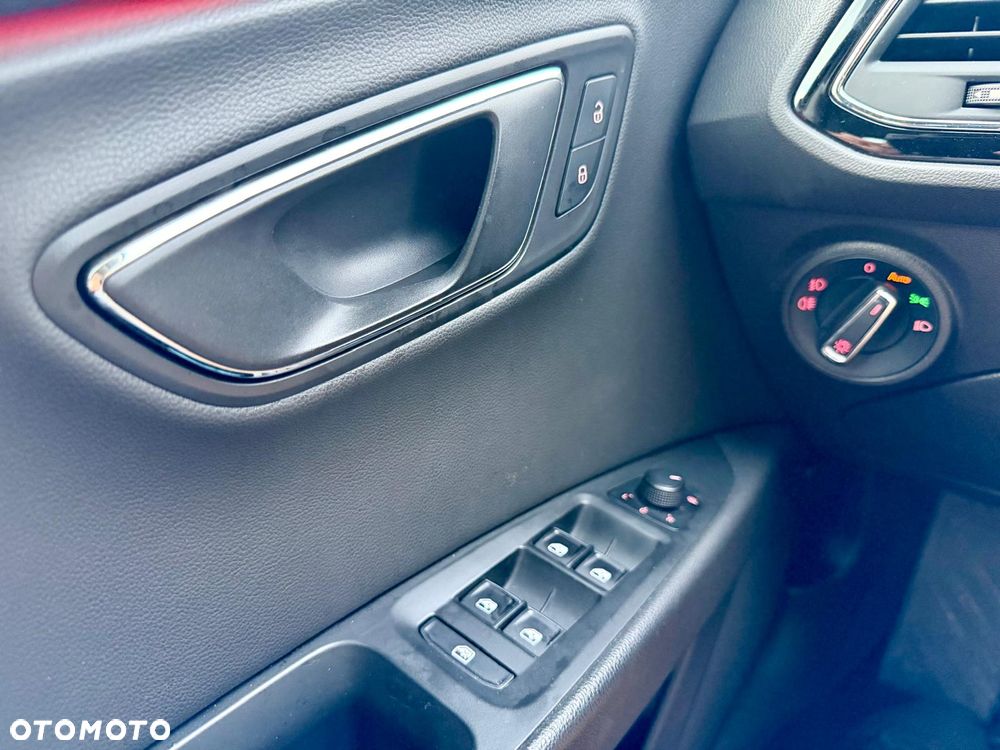 Seat Leon 2.0 TDI DPF Start&Stop DSG FR - 16