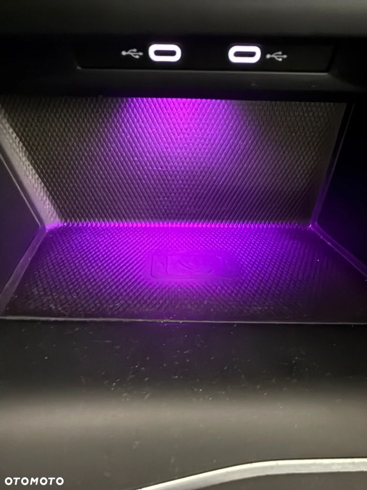 Volkswagen Golf 2.0 TDI SCR DSG Active - 21