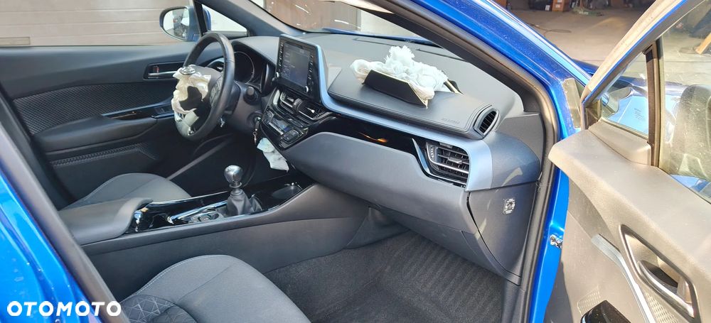 Toyota C-HR 1.2 T Premium - 16