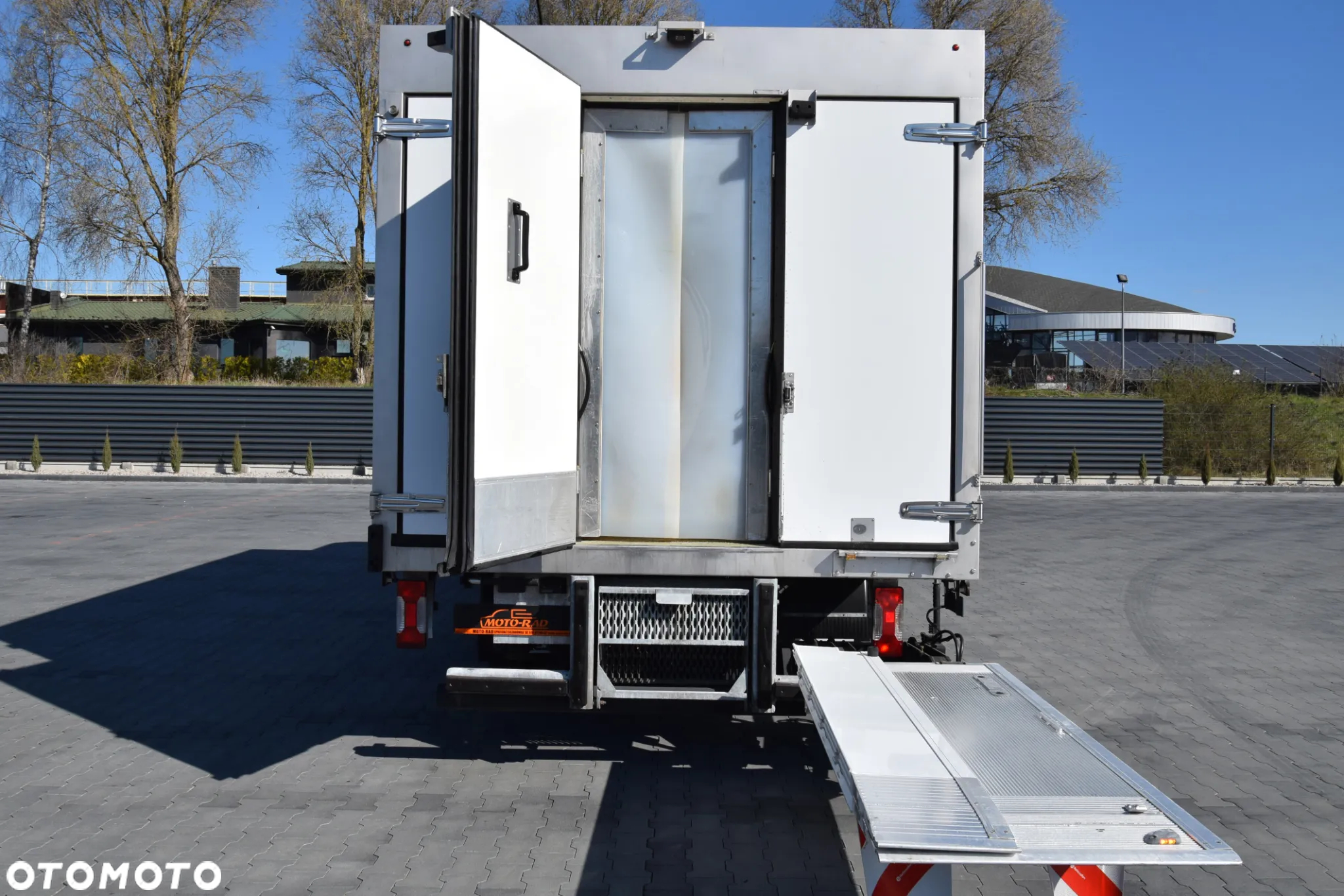 Iveco DAILY 70C18 / 3.0 - 180 KM / AUTOMAT HI-MATIC / 3 OSOBY / CHŁODNIA - MROŹNIA 4,55 M / AGREGAD FRIGOBLOCK / WINDA SORENSEN / KLIMA / TEMPOMAT / KAMERA COFANIA / REGULOWANE ZAWIESZENIE / SERWISOWANY / SPROWADZONY Z NIEMIEC - 22