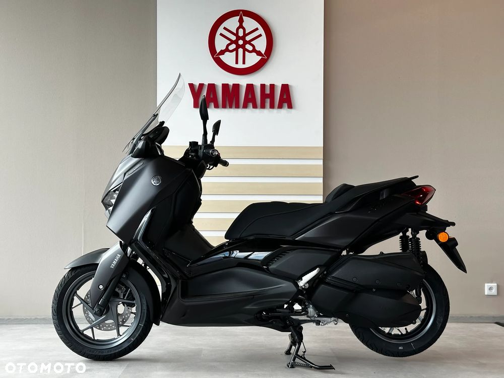 Yamaha X-max - 1
