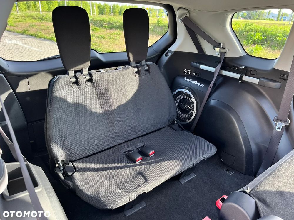 Mitsubishi Outlander 2.2 DID Intense + - 15