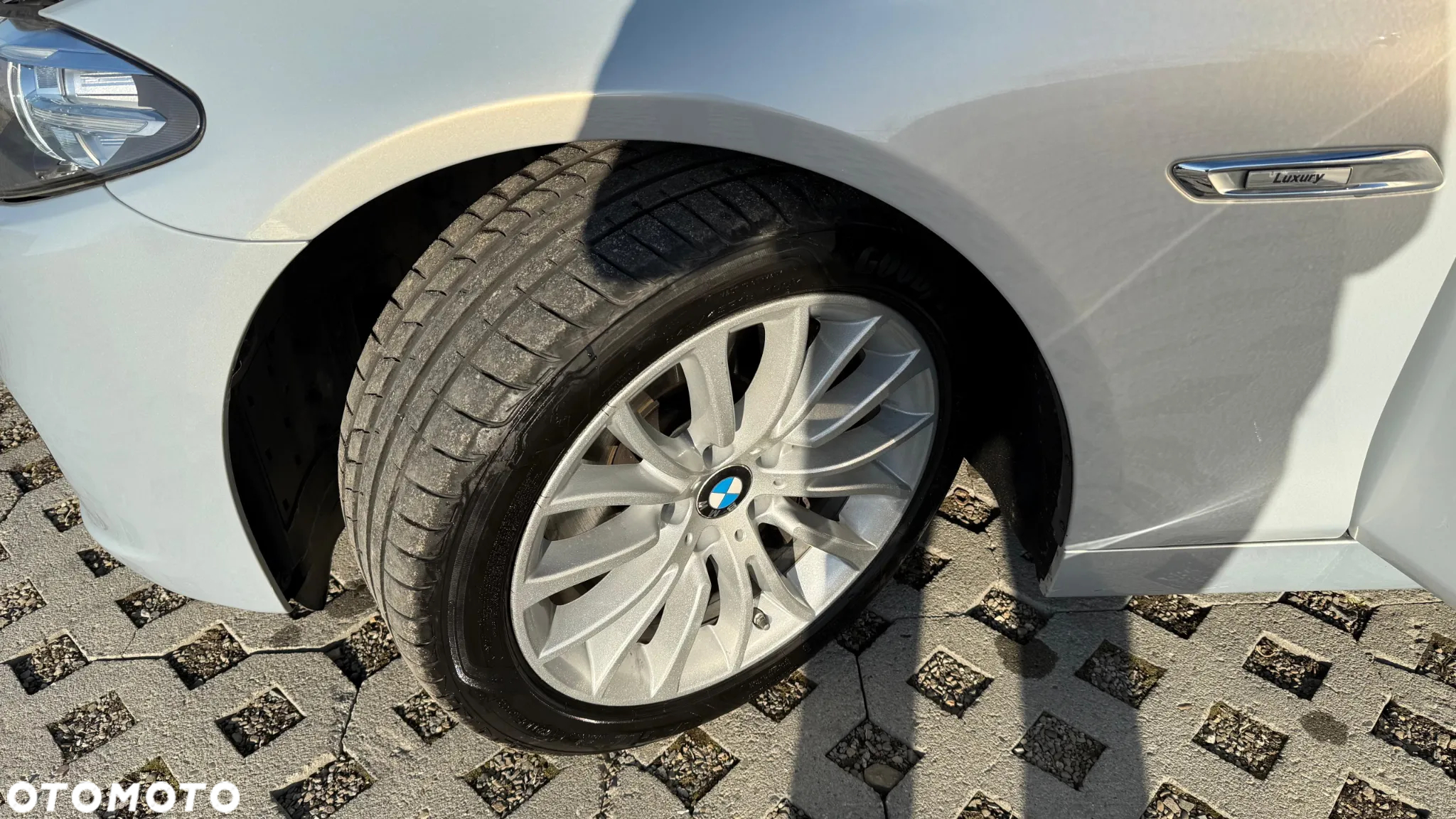BMW Seria 5 525d xDrive Touring Luxury Line - 12