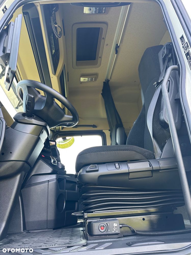 Mercedes-Benz Actros 1845 LS Giga Space Retarder z Niemiec - 12