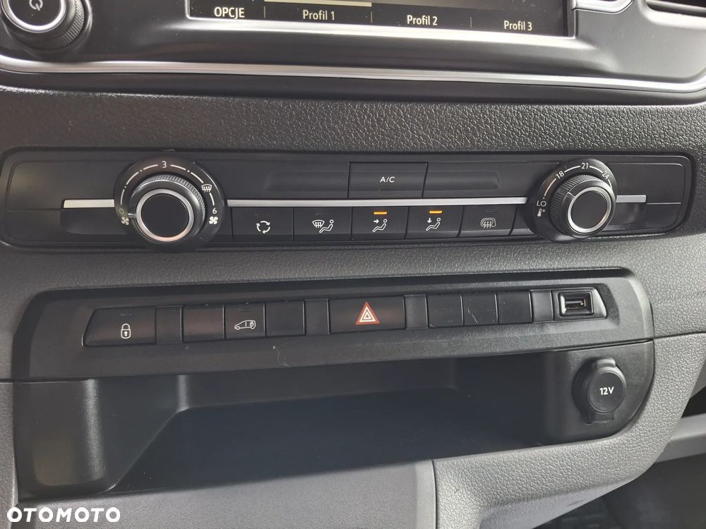 Opel VIVARO - 27