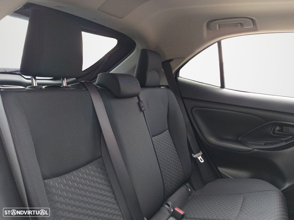 Toyota Yaris Cross 1.5 HDF Comfort Plus - 25