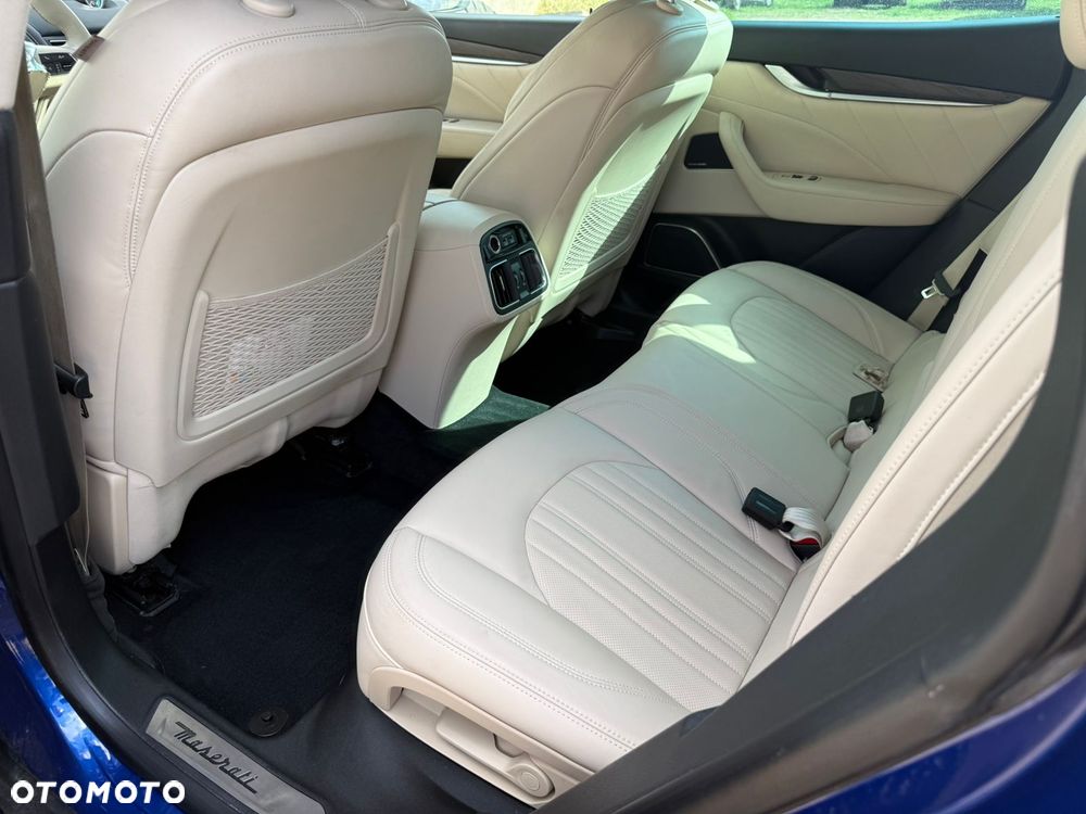 Maserati Levante S Granlusso - 18