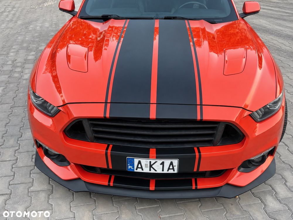 Ford Mustang 5.0 V8 GT - 11