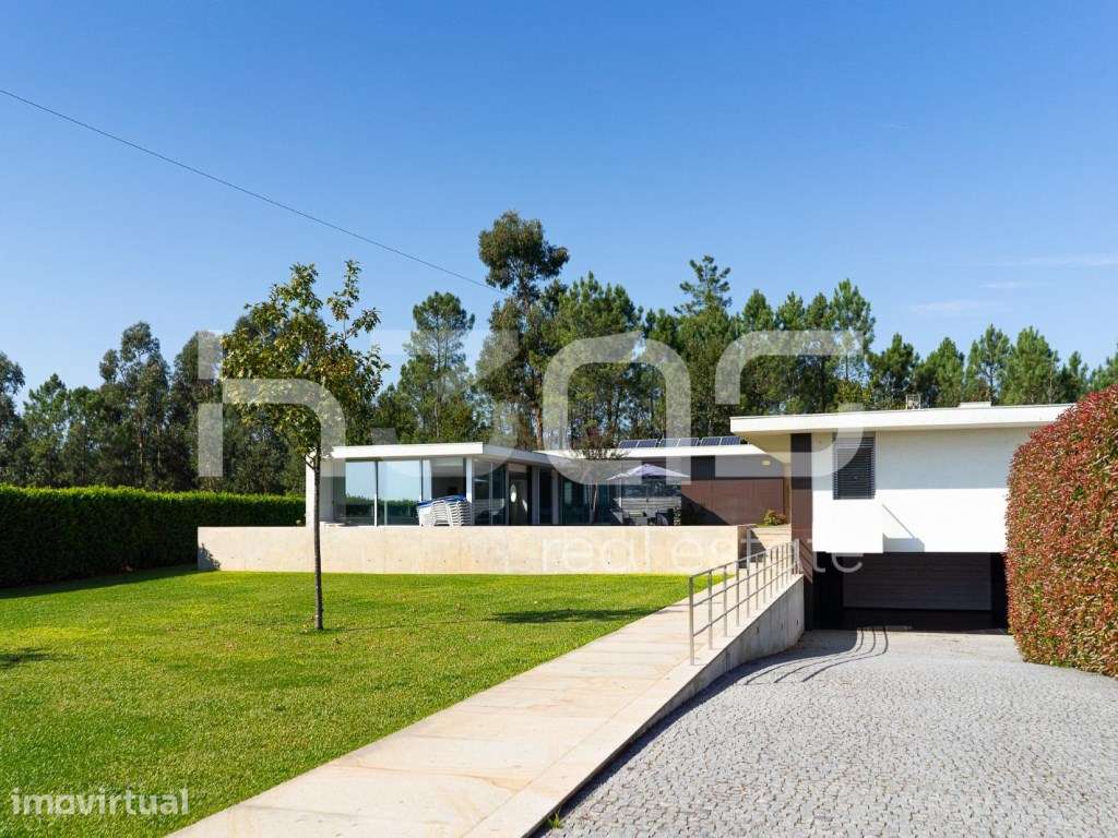 MORADIA T4 COM PISCINA INTERIOR - ONDE A NATUREZA MARCA PRESENÇA | ... - Grande imagem: 3/26