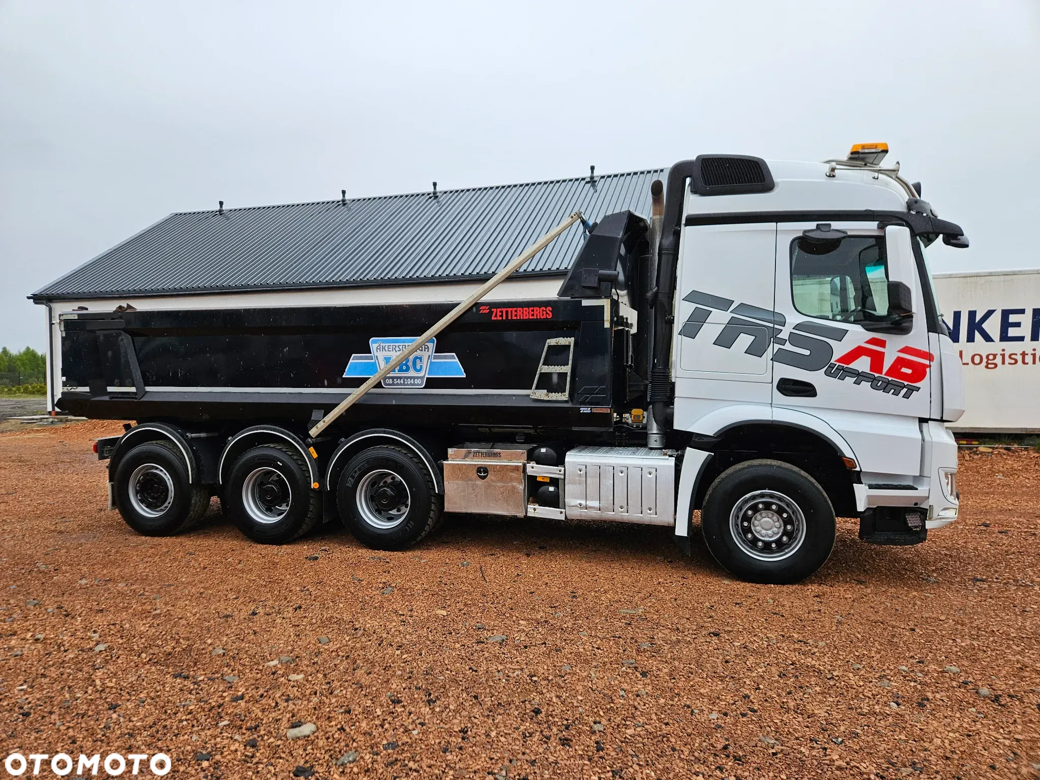 Mercedes-Benz Arocs - 4