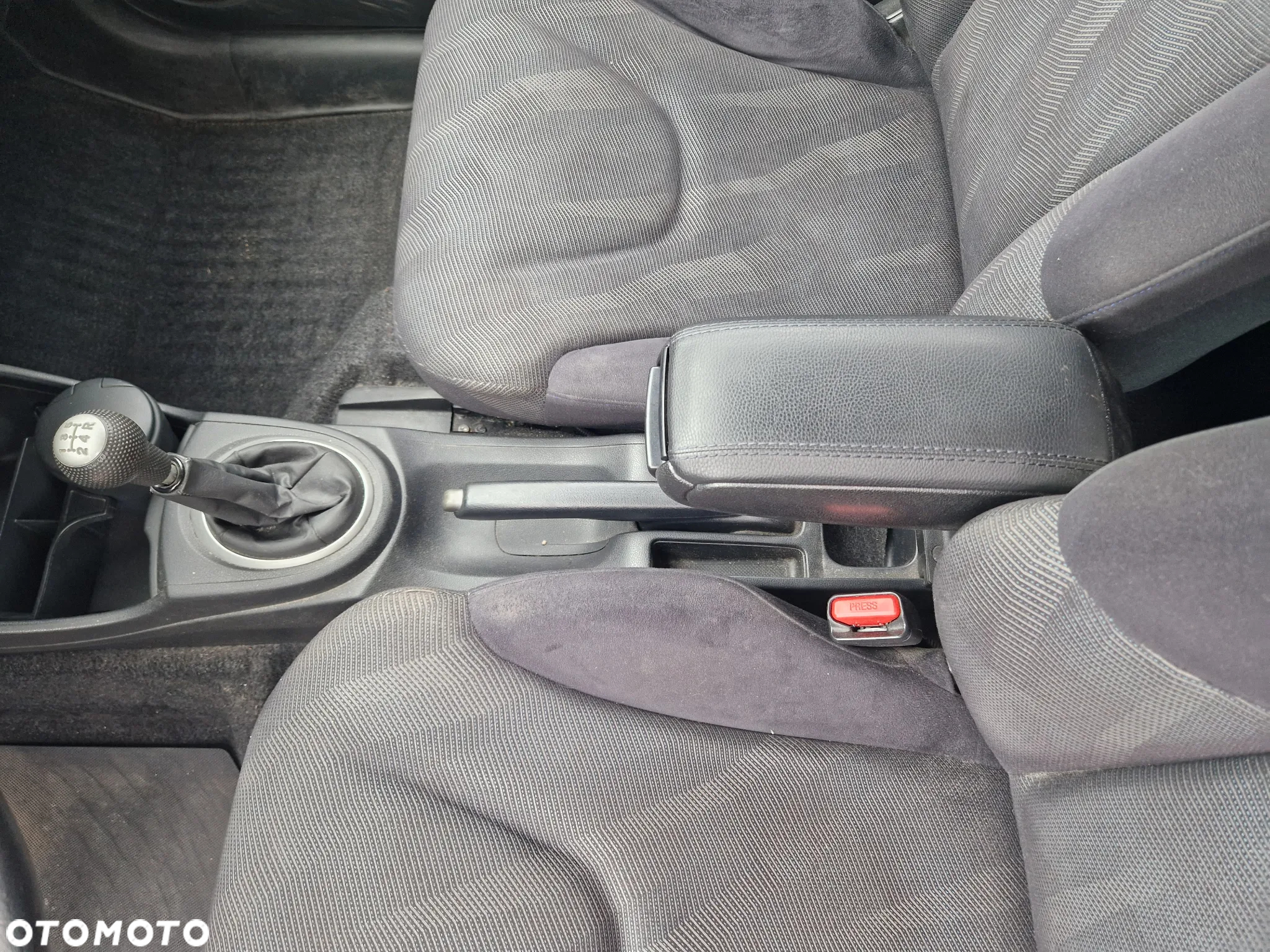 Honda Jazz 1.4 Comfort - 23