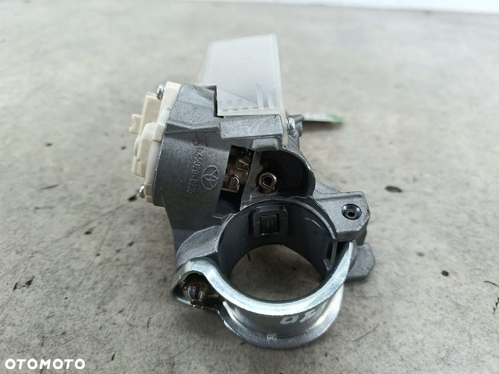 STACYJKA TOYOTA AVENSIS III T27 45020-0203  89783-0F010  626734-000 2.0 - 3