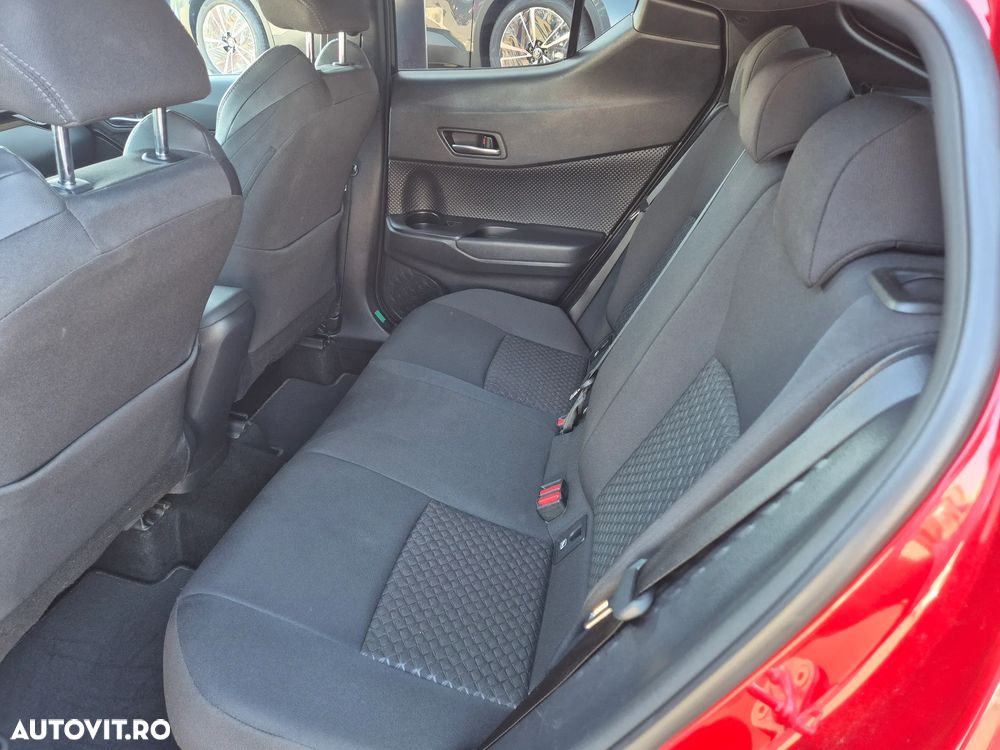 Toyota C-HR 2.0 HSD 184 CP 4x2 CVT Style - 13