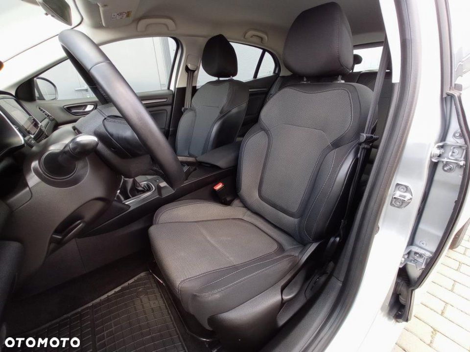 Renault Megane - 12