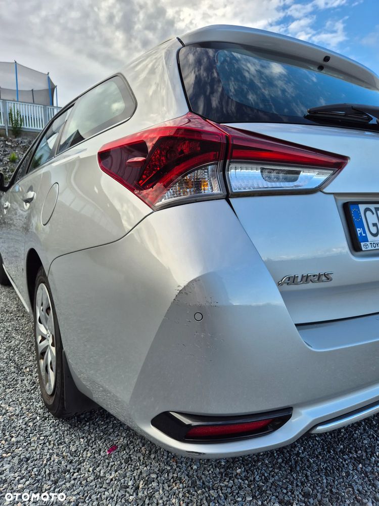 Toyota Auris 1.6 Premium - 7