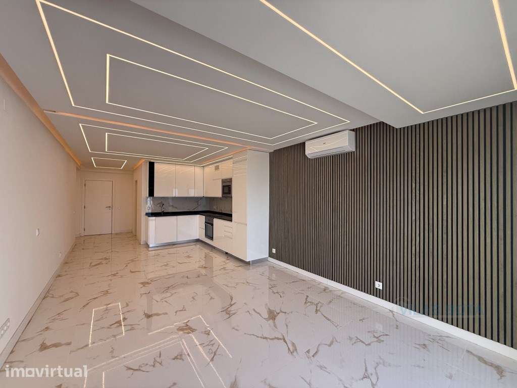 Apartamento T2 Moderno em Quarteira Frente Mar - Grande imagem: 3/12