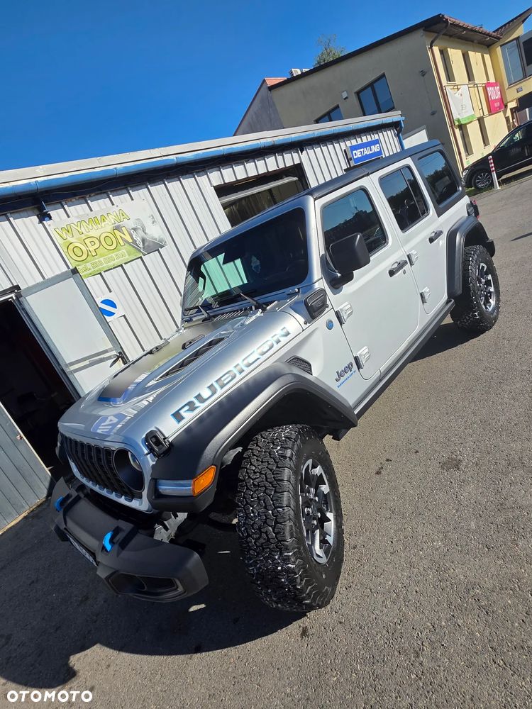 Jeep Wrangler - 4