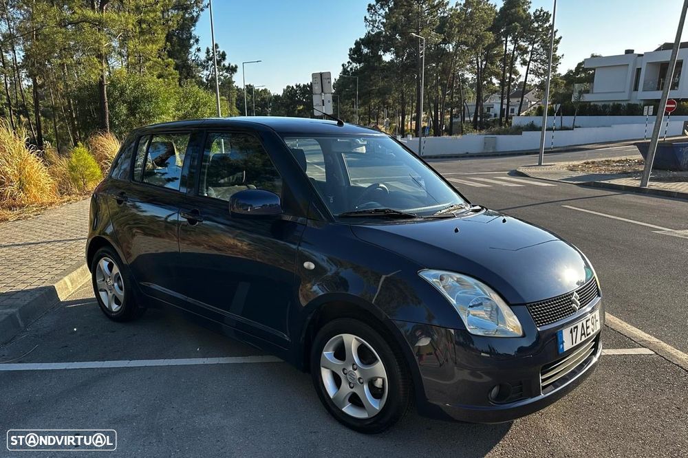 Suzuki Swift 1.3 16V GA - 1