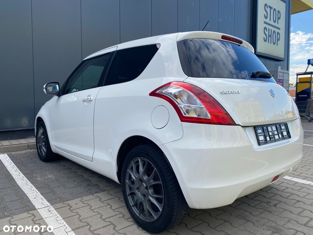 Suzuki Swift 1.2 Premium - 6