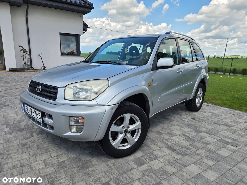 Toyota RAV4 - 3