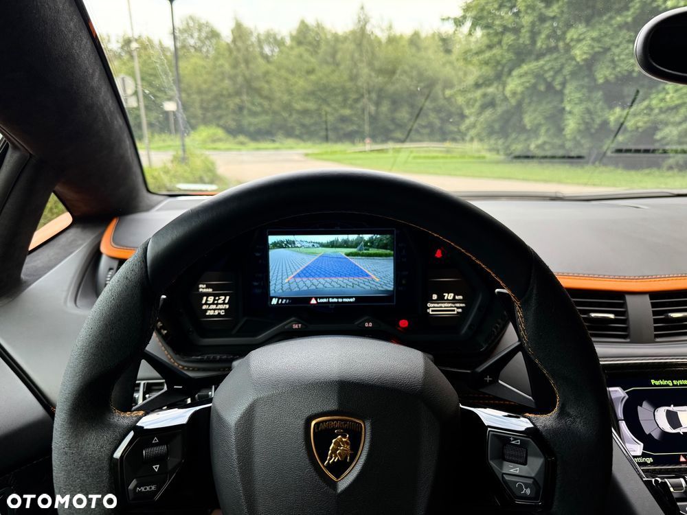 Lamborghini Aventador S - 15