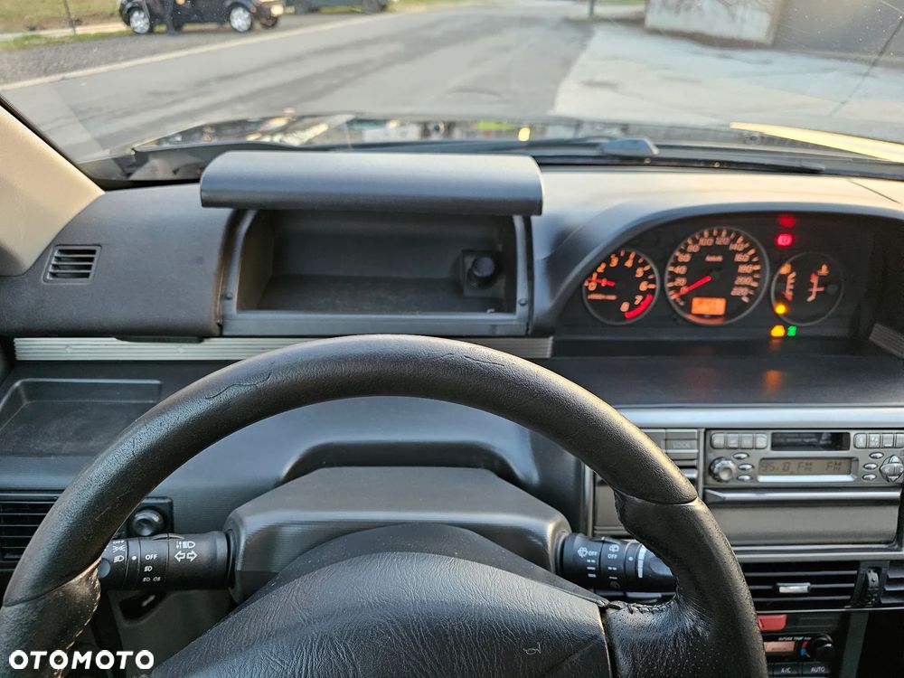 Nissan X-Trail 2.0 4x2 Comfort - 33