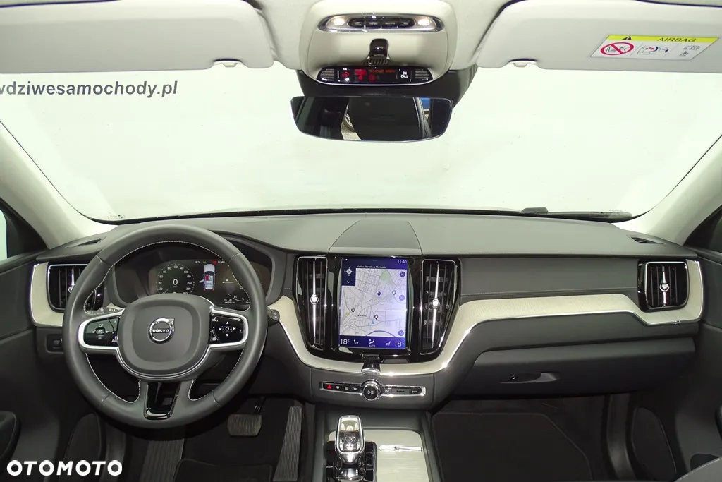 Volvo XC 60 T8 Plug-In Hybrid AWD Inscription Expression - 34