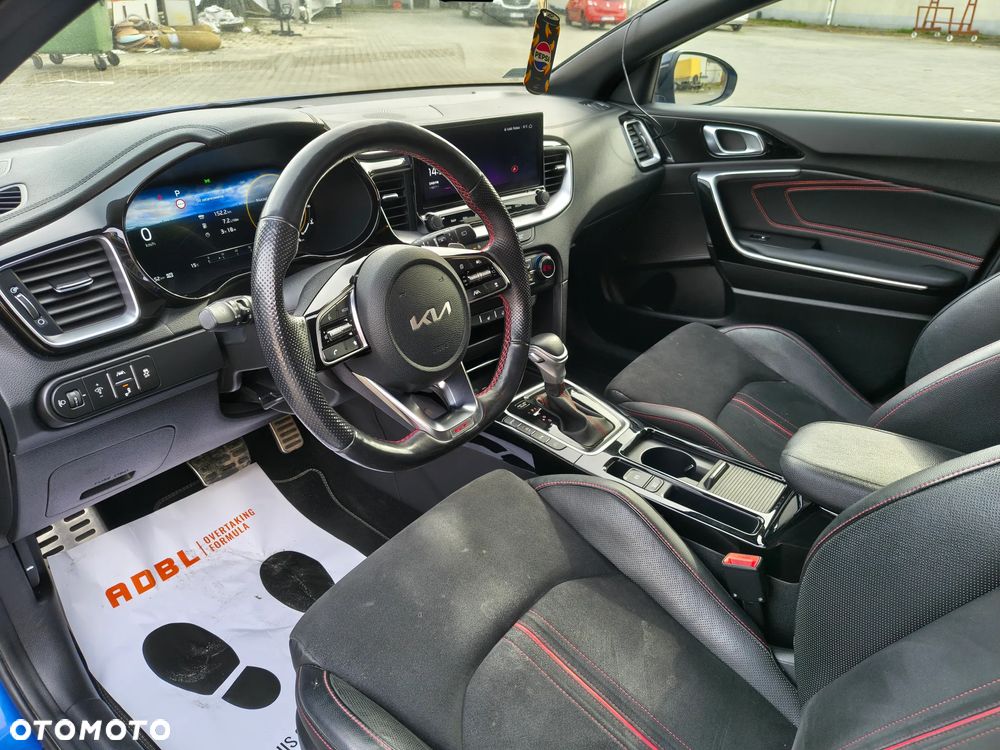 Kia ProCeed 1.6 T-GDI GT DCT - 12