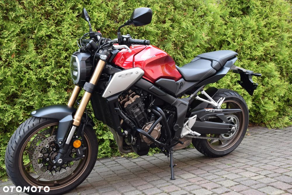 Honda CB - 3