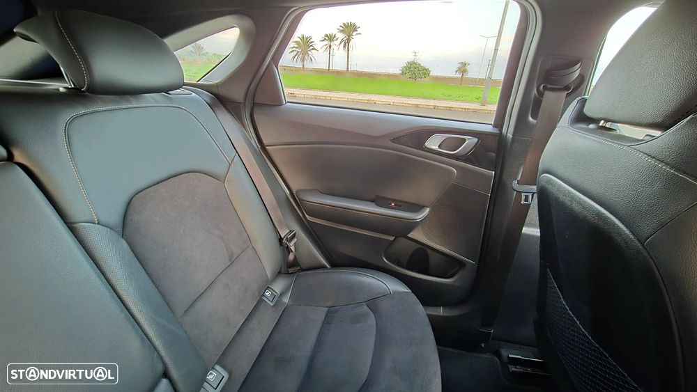 Kia ProCeed 1.0 T-GDI GT Line - 22