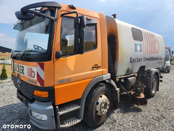 Zamiatarka Mercedes-Benz Atego NA CZĘŚCI