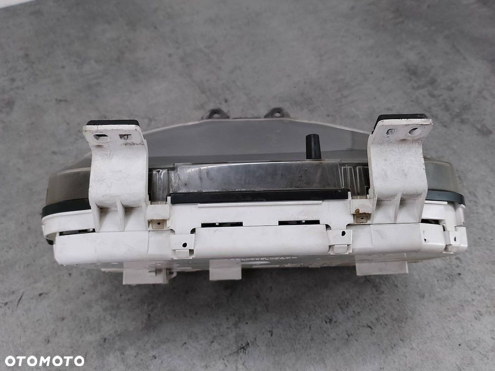 LICZNIK MITSUBISHI L200 IV 8100A524 2.5 DI-D - 5