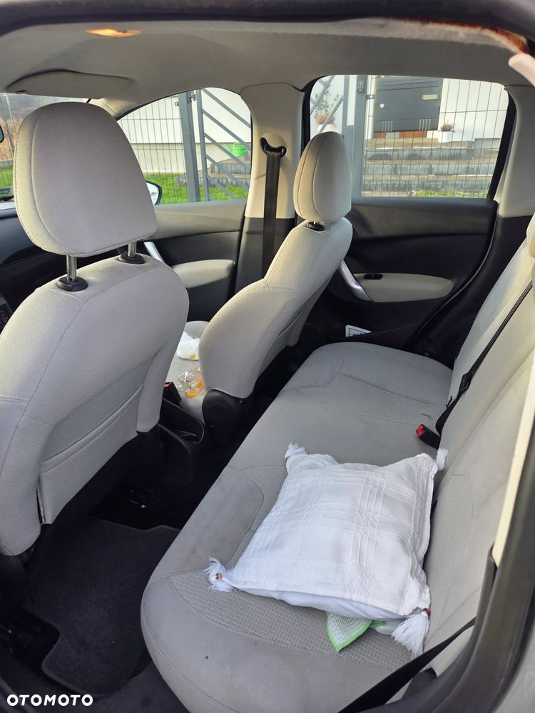 Citroën C3 1.4 HDi SX - 5