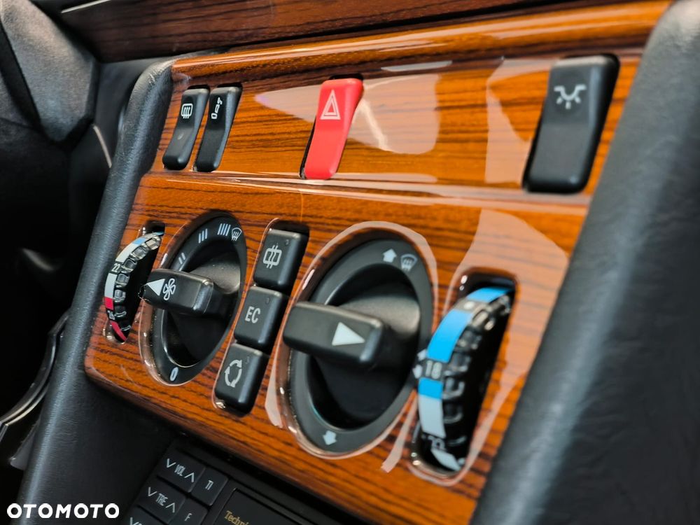 Mercedes-Benz W124 (1984-1993) - 18
