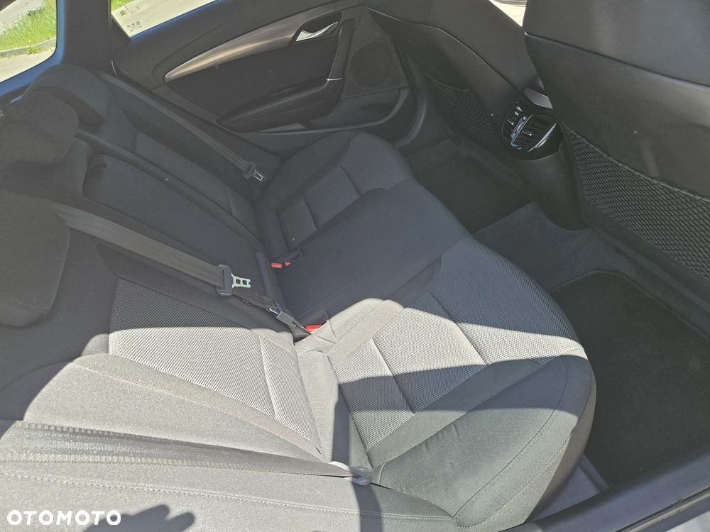 Hyundai i40 1.7 CRDi Premium - 17