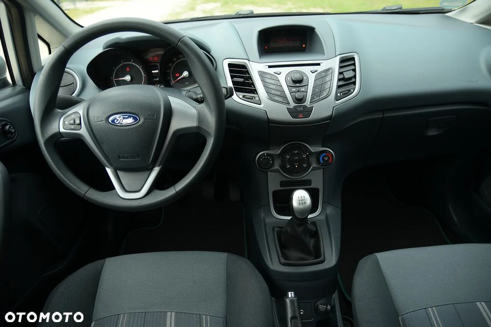 Ford Fiesta 1.25 SYNC Edition - 23