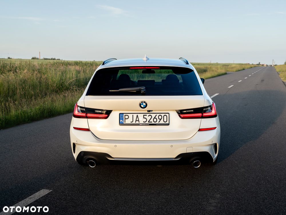 BMW Seria 3 320d xDrive mHEV M Sport sport - 17