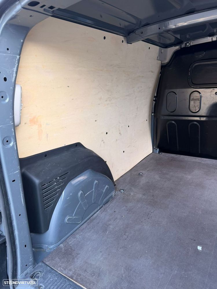 Nissan NV250 Longa 30.000 KM - 7