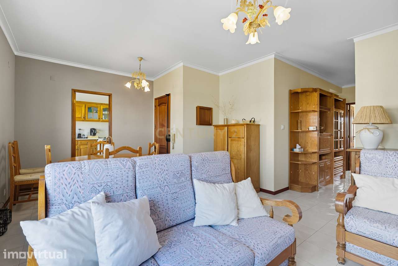 Apartamento T3 Duplex com Vista Mar e Garagem- Praia da Areia Branca - Grande imagem: 5/32