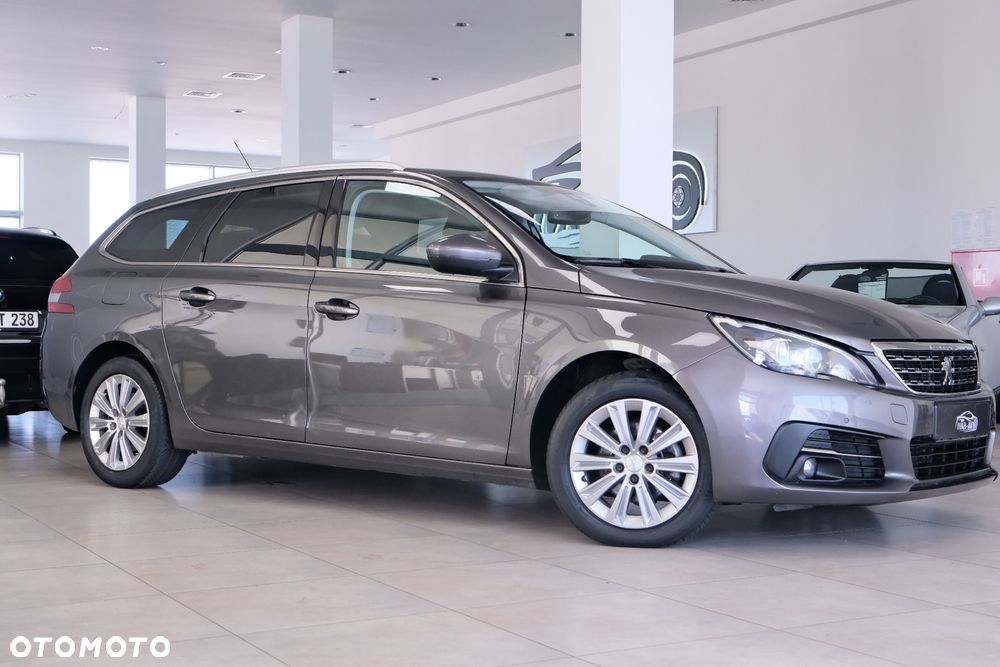 Peugeot 308 - 3