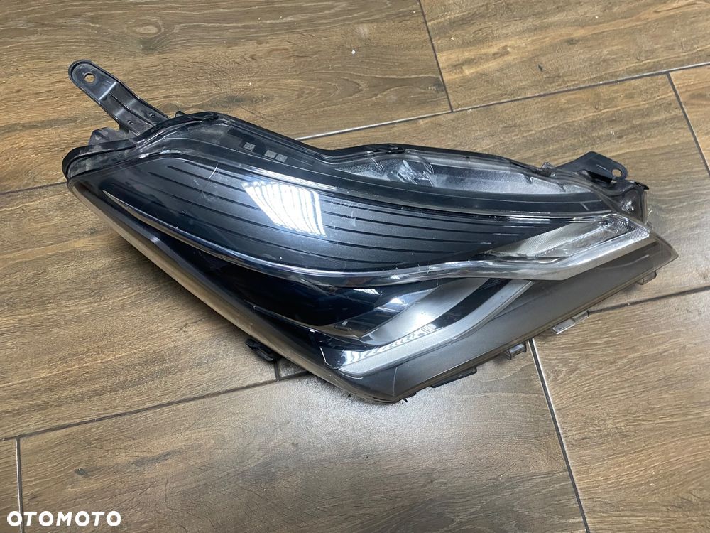 Lampa Soczewka Led Europa Oryginał Toyota Yaris III 3 Lift 17-ORG. - 4