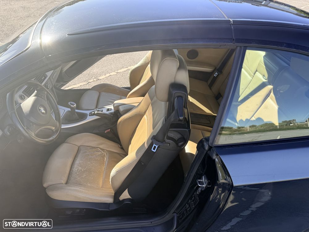 BMW 320 d Cabrio Exclusive - 3