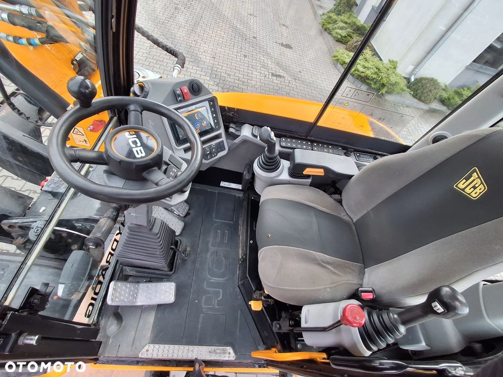 JCB HYDRADIG 110 W - 10