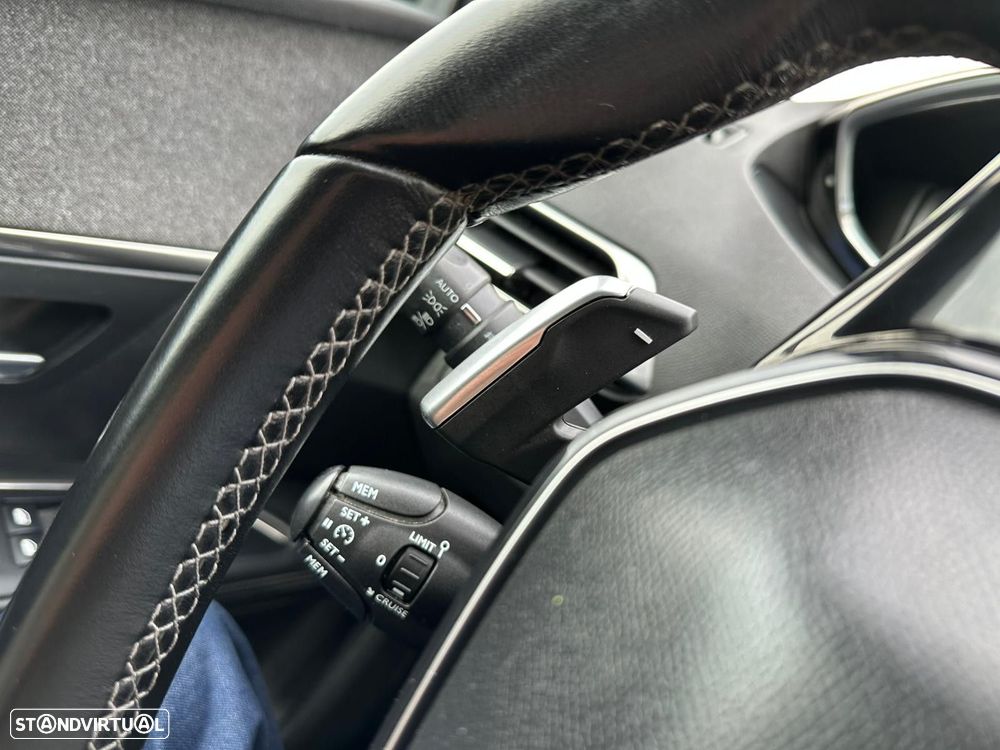 Peugeot 5008 1.6 BlueHDi Allure EAT6 - 22