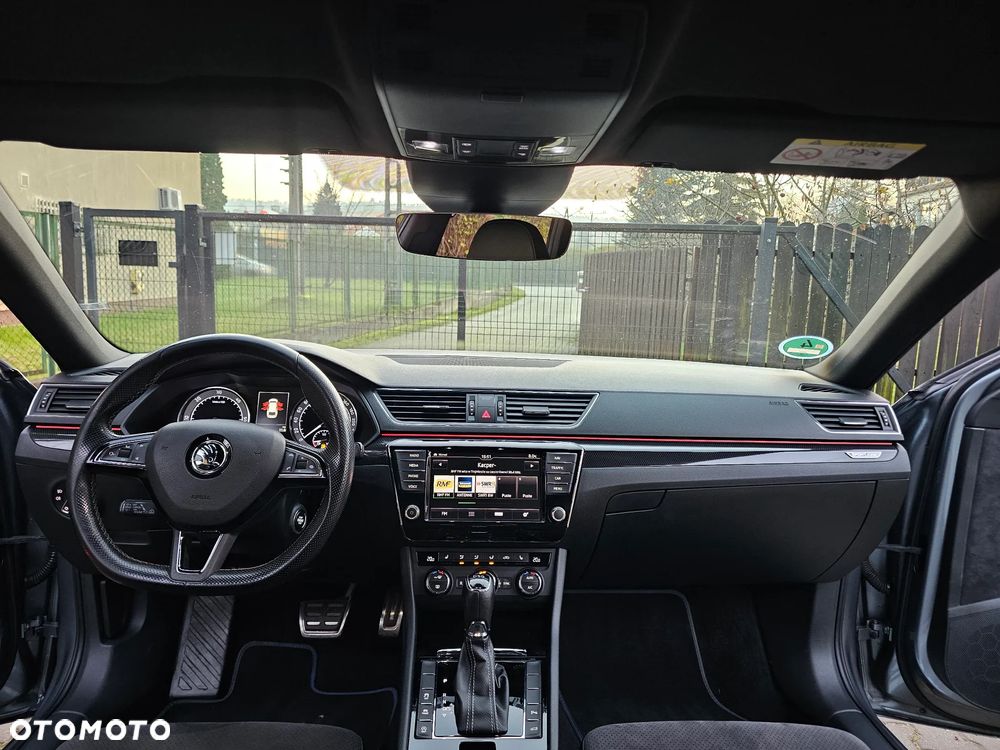 Skoda Superb 2.0 TDI DSG SportLine - 9