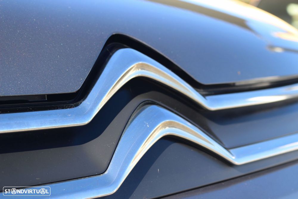 Citroën C3 1.2 PureTech Shine EAT6 - 7