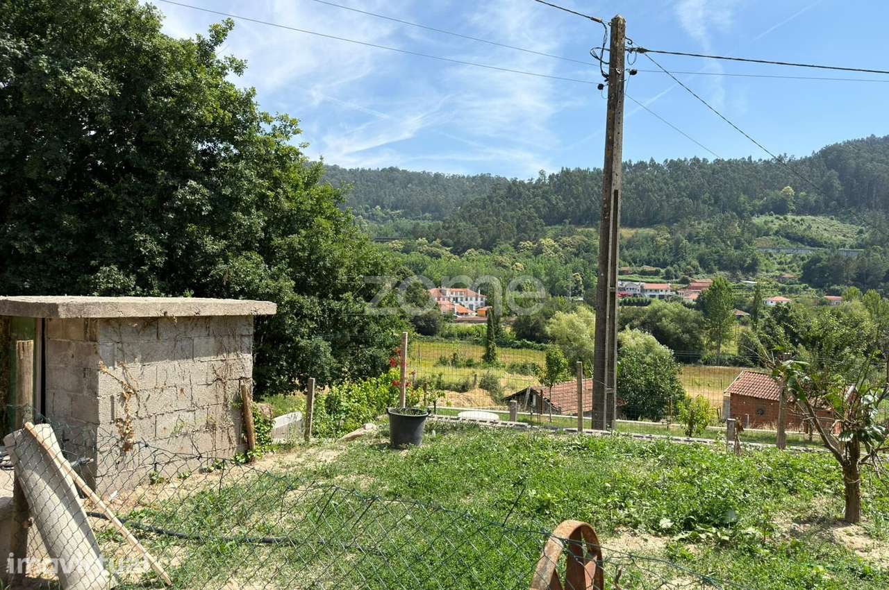 Terreno em Urrô - Grande imagem: 4/10