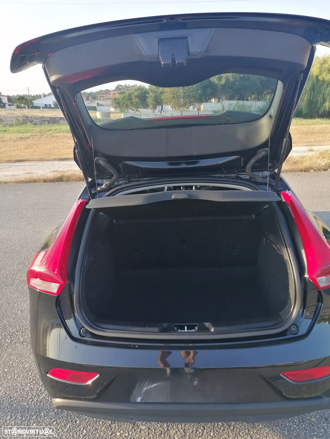 Volvo V40 2.0 D2 Kinetic - 13